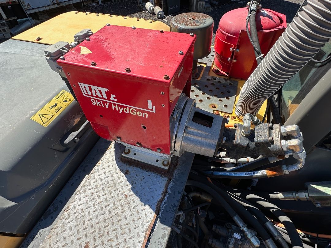 2013 VOLVO EC220DL - Image 38